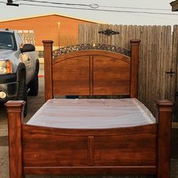 Queen Bed Frame 
