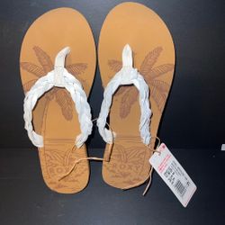 Roxy sandals