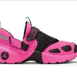 New - Jordan Trunner LX "Pink "