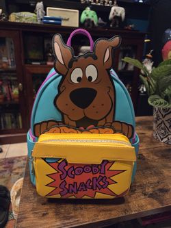 Loungefly Warner Brothers Scooby-Doo Scooby Snacks Mini Backpack