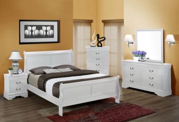 WHITE FULL Size bedroom set includes full bed, dresser, mirror and nightstand.