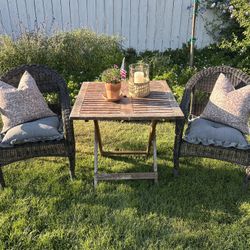 Outdoor Table & Chairs Set