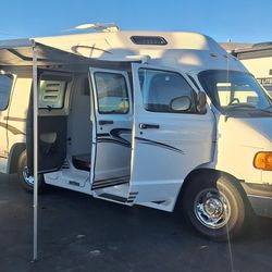 2001 Class B Leisure Travel  