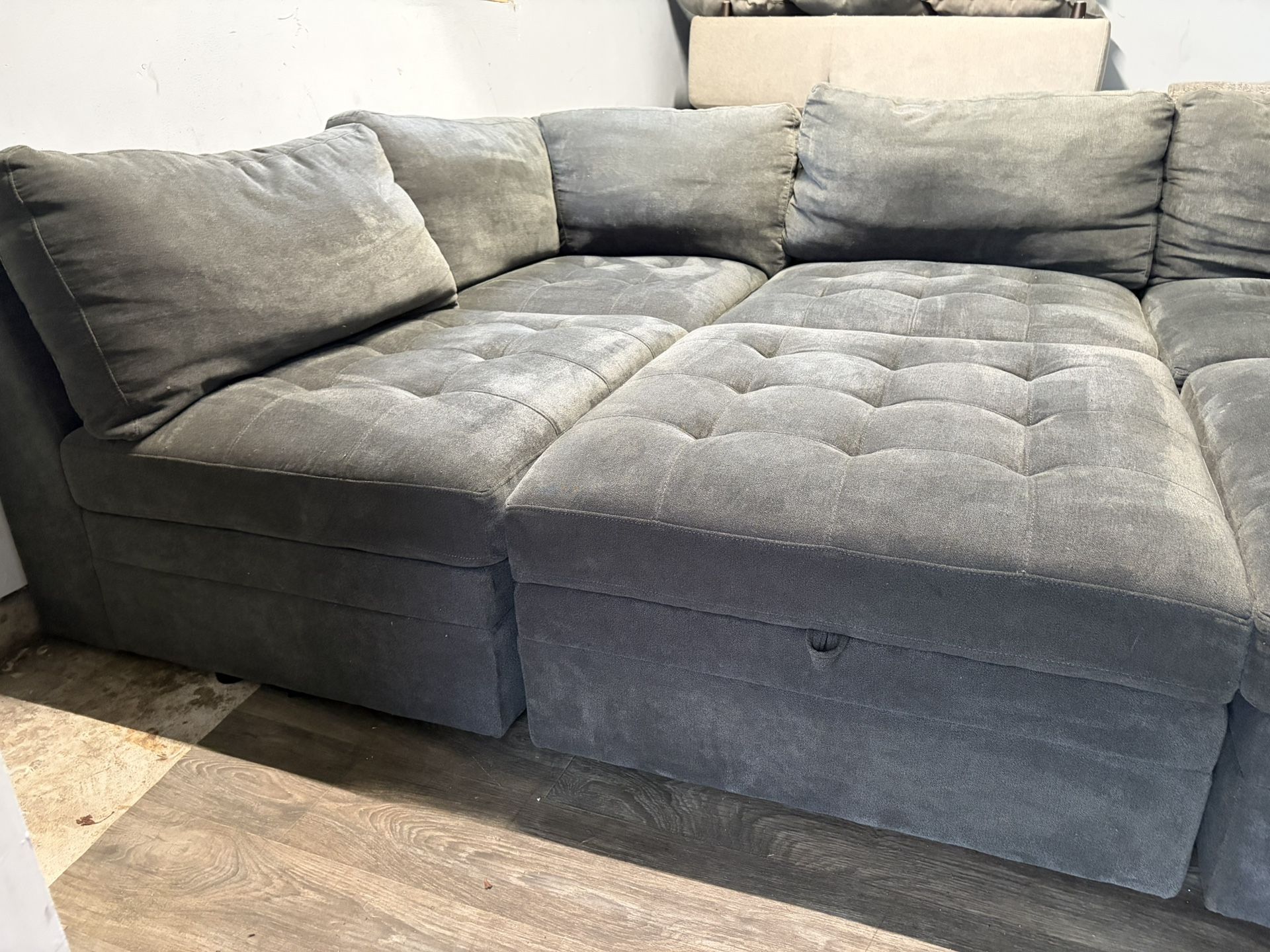 6 Piece Modular Sectional Couch From Thomasville 