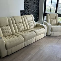 Living Room Set (perfect Leather)