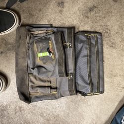 Nail / Hammer Pouch 25$ Obo 