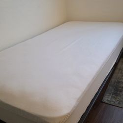 Twin bed