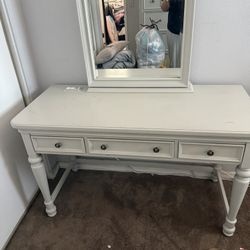 Vanity Desk Need Gone By Tonight