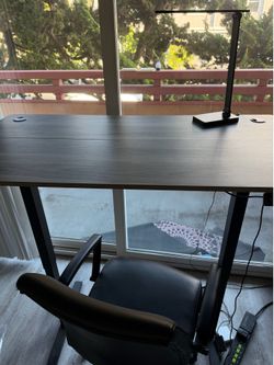 Standing desk chair and lamp