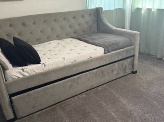 Day bed