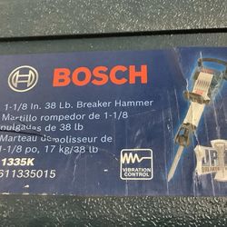 Bosch BreakerHammer 11335K