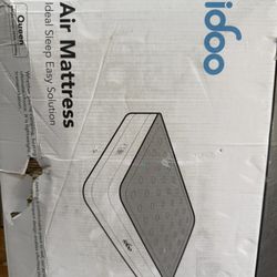 Queen Air Mattress with Built in Pump, 18 Raised Comfort Blow up Mattress,