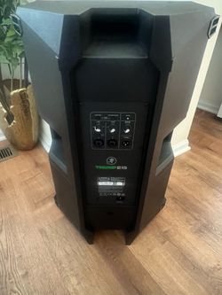 Mackie thump 215 speakers
