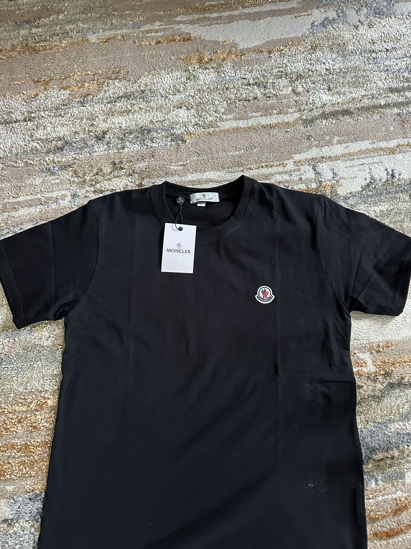 Moncler T Shirt Logo