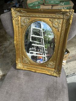 Gorgeous Gold Mirror