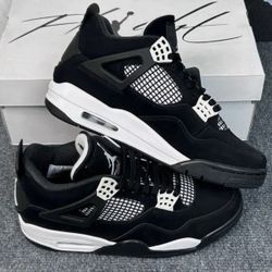 Jordan 4’s White Thunder 