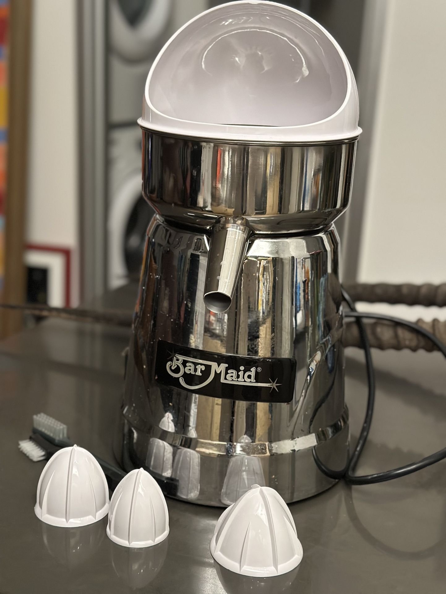 Bar Maid Commercial Grade Citrus Juicer