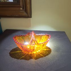 FENTON glass Basket