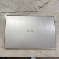 Asus VivoBook 5 