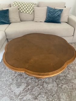 Solid Wood Coffee Table - GORGEOUS