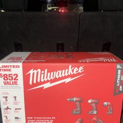 Milwaukee 18V 5 Tool Set