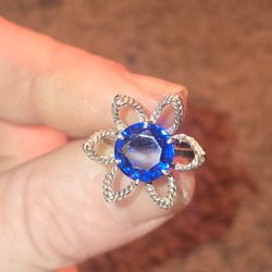 Huge Satfire Ring White Gold