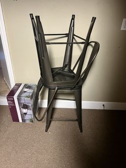 Counter Height Bar Or Dinning Chairs 