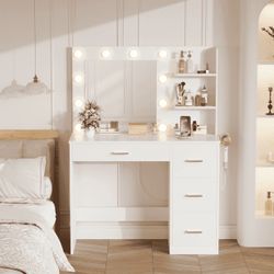 New Vanity Desk with Mirror, Power Outlet and 10 Lights, Makeup Table with 4 Drawers, 3 Color Modes Available for Bedroom, White New in box T-VN23-0