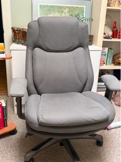 Lazy Boy (La-Z-Boy) executive office chair