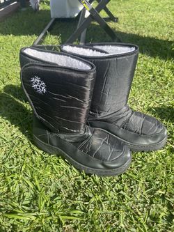 3 Pairs Women Snow Boots Size 9