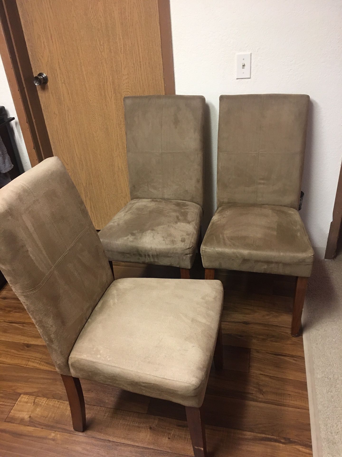 3 Dining Table Chairs
