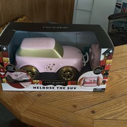 Schwarz Renate Central SUV New In Box