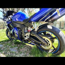 Yamaha R6