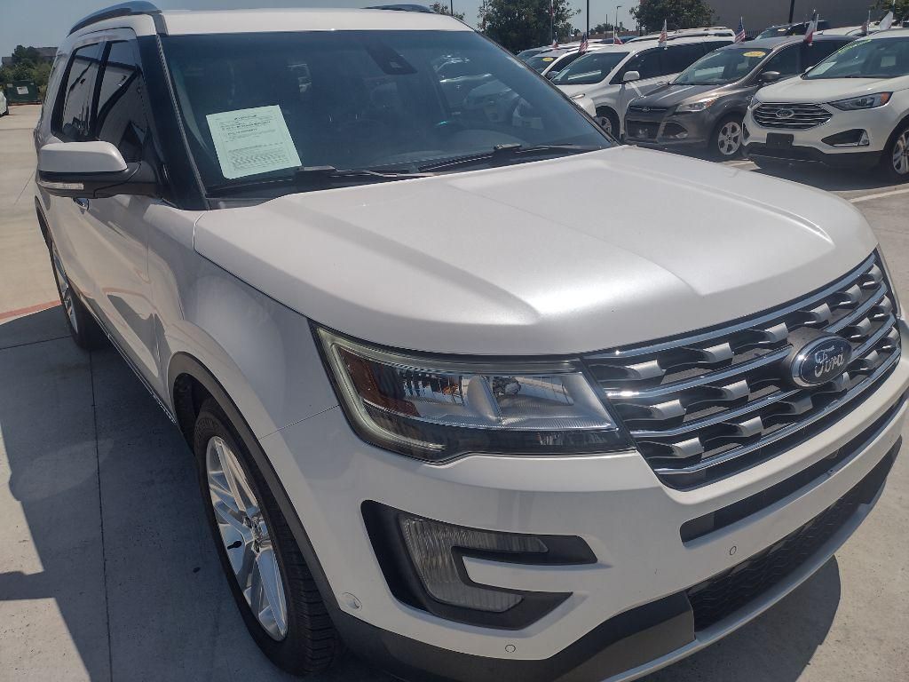 2016 Ford Explorer