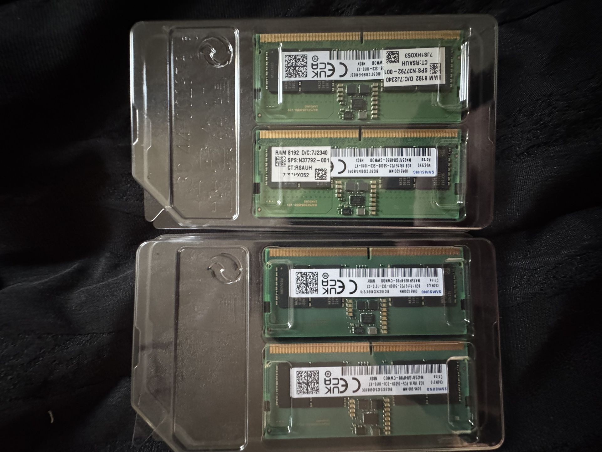 Samsung DDR5 ram sticks