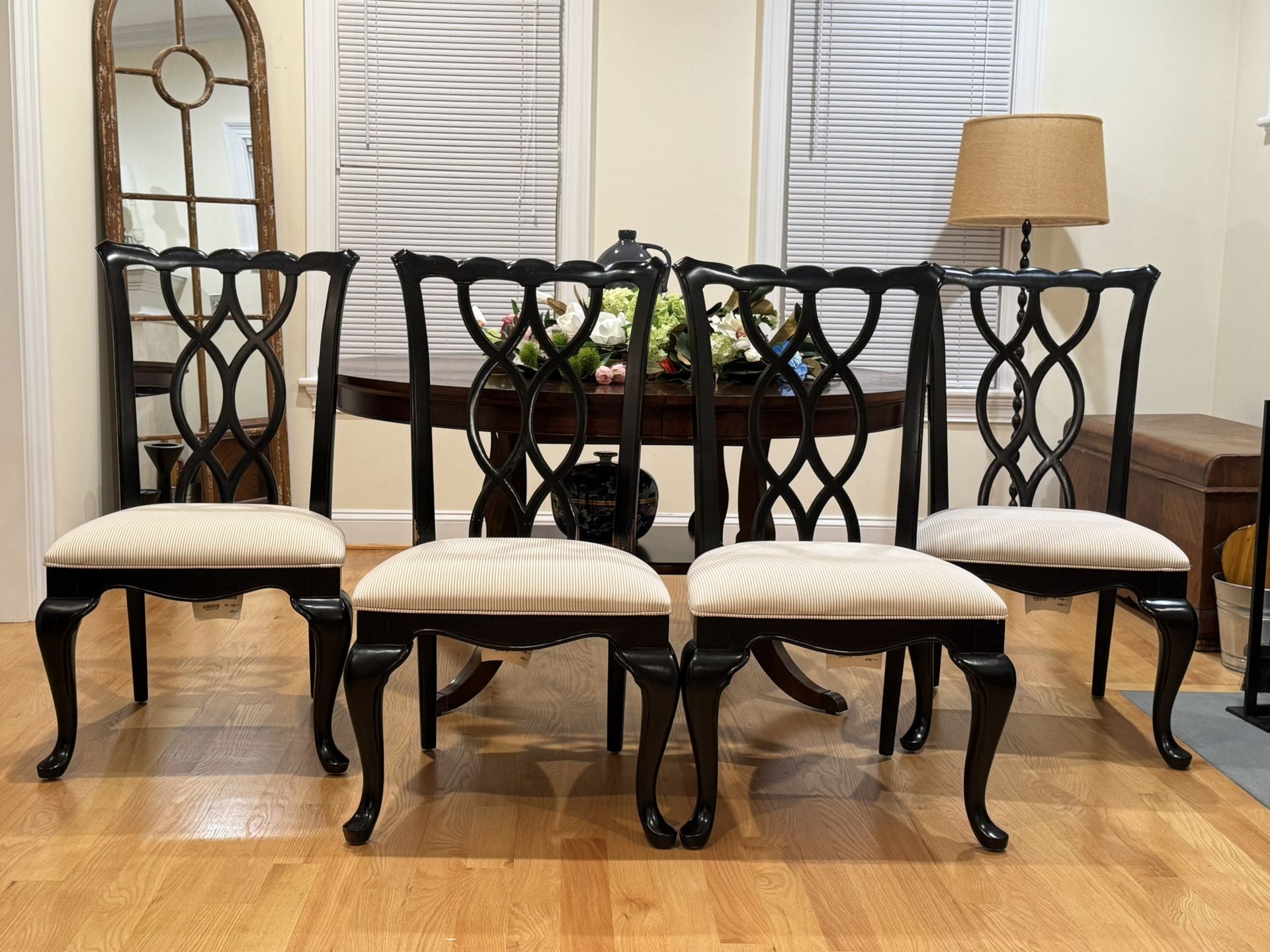 Darling Dining
