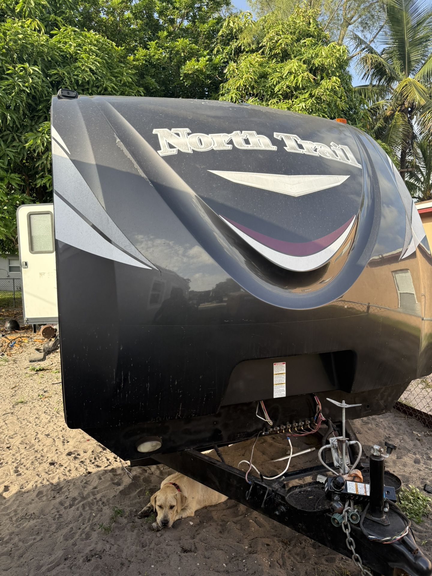 2016 North Trail Rv Camper