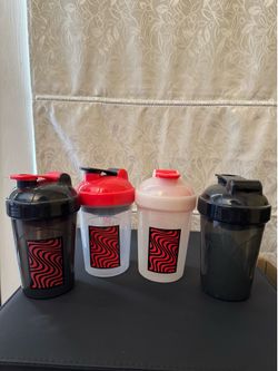 Shaker cups