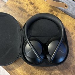 Bose 700 Noise Canceling Headphones 