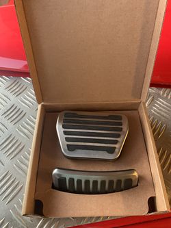 Full size Range Rover pedal covers
