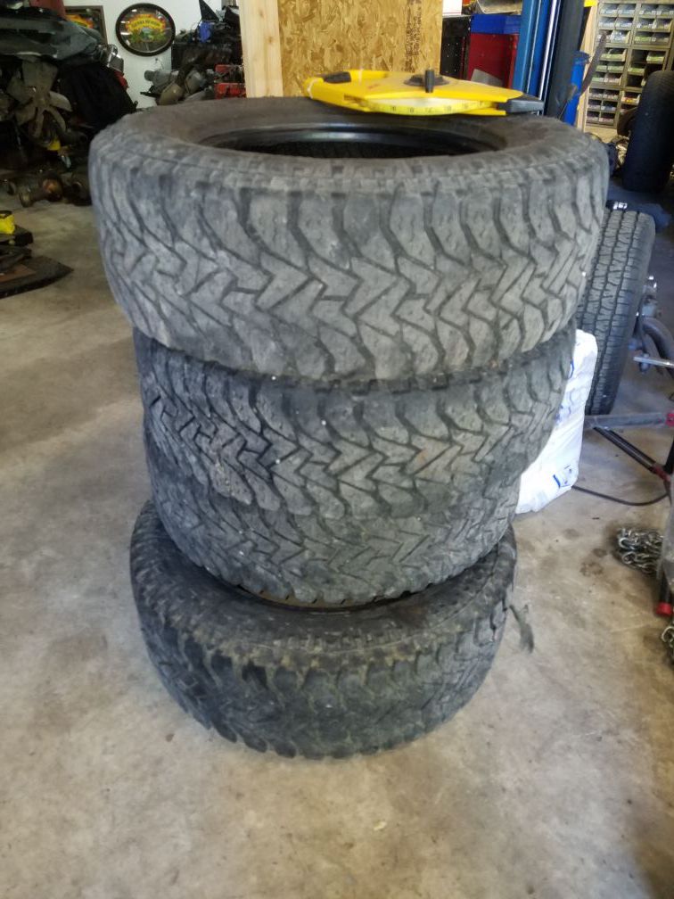 Goodyear Wrangler authority A/T 265/70r17 for Sale in Roy, WA - OfferUp