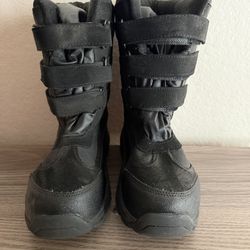 Boys Snow Boots Size 5