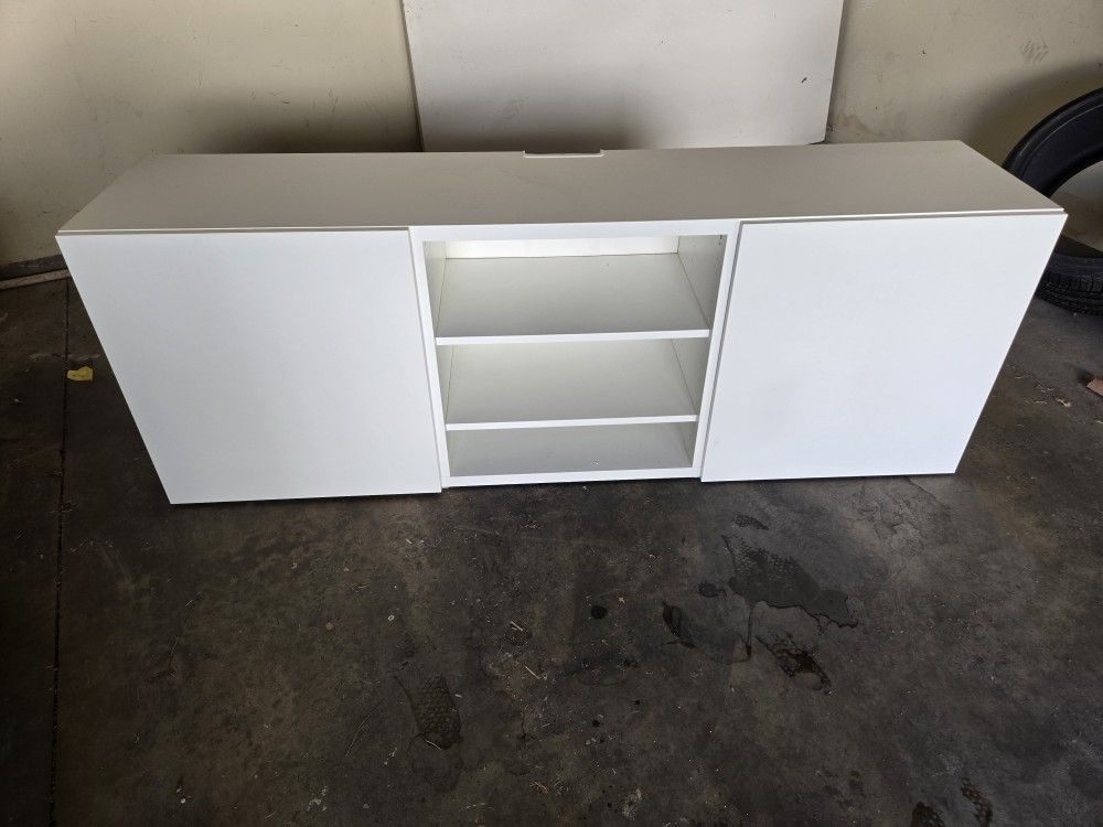 Tv console / Tv stand