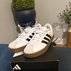 Women 8 1/2 Adidas
