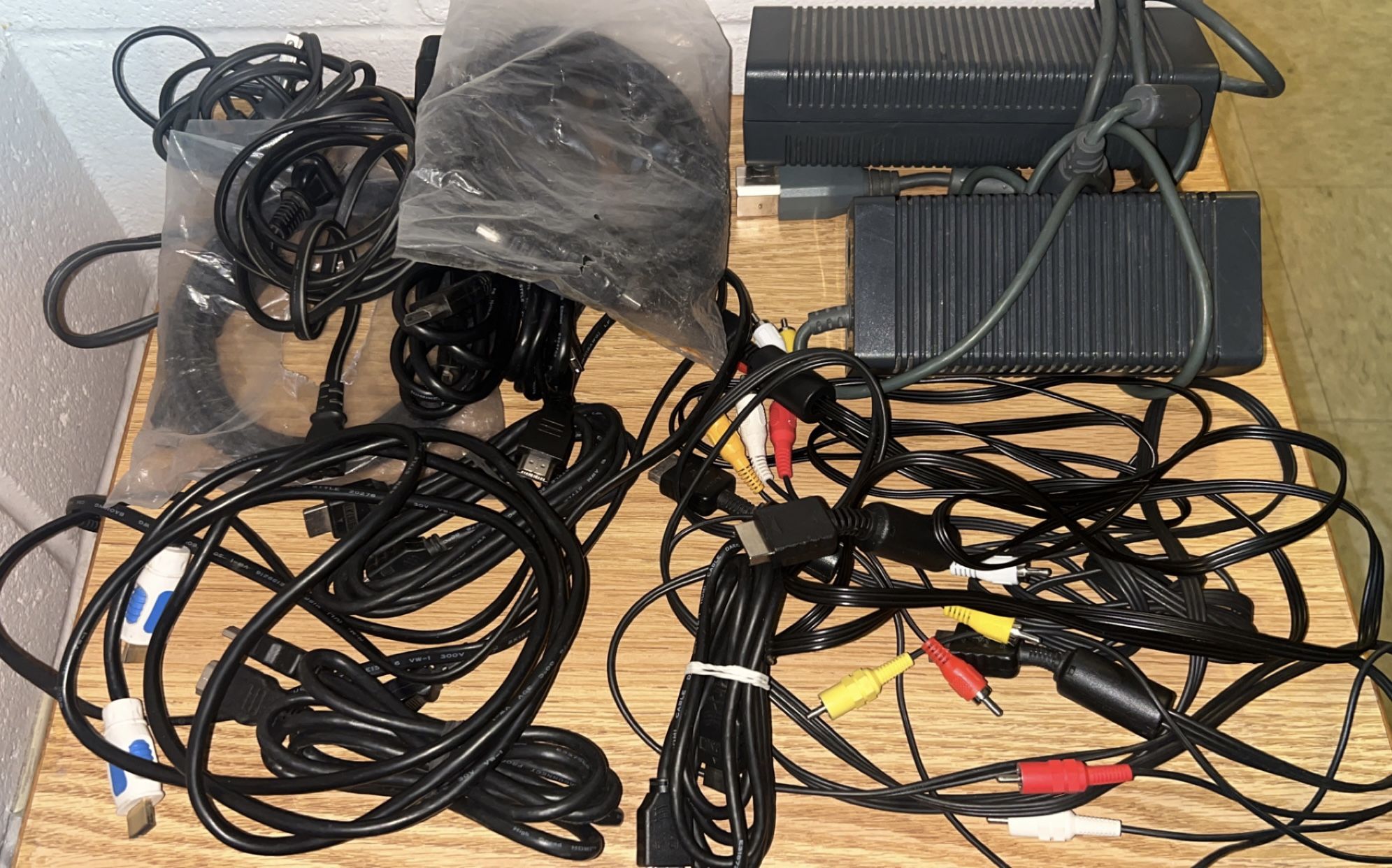 Cords/AC Adapters/HDMI Bundle