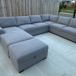 Thomasville Langdon Fabric Sectional with Chaise and Storage Ottoman Free Delivery 🚚