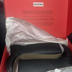 Hunter Boots On Sale ! Need These Off My Hands ASAP