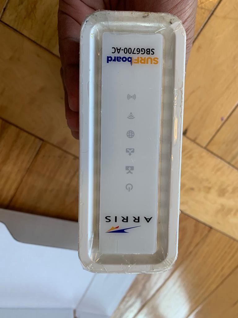 Modem / Internet Cable Xfinity Modem/ Router