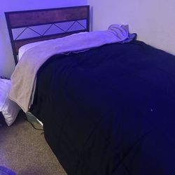 Living Spaces Twin Size Bed