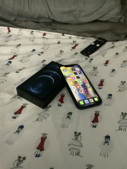 iPhone 12 Pro Max UNLOCKED !